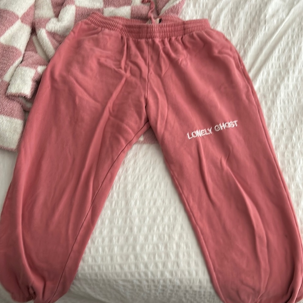 CORAL LG SWEATS they are not restocking these!
